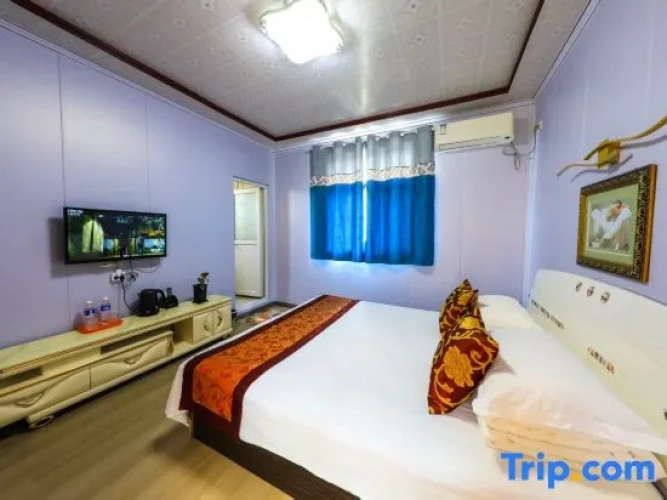Standard Double room with view