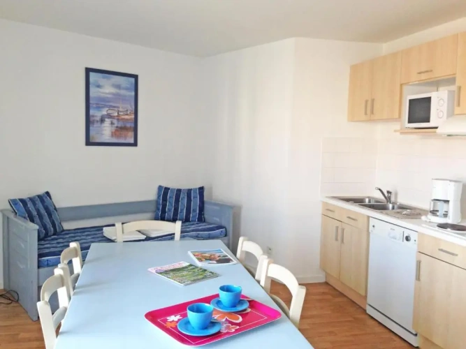 2 Bedrooms Bed in Dorm