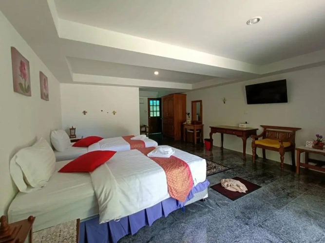 Superior Twin room