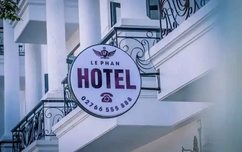 Le Phan Hotel