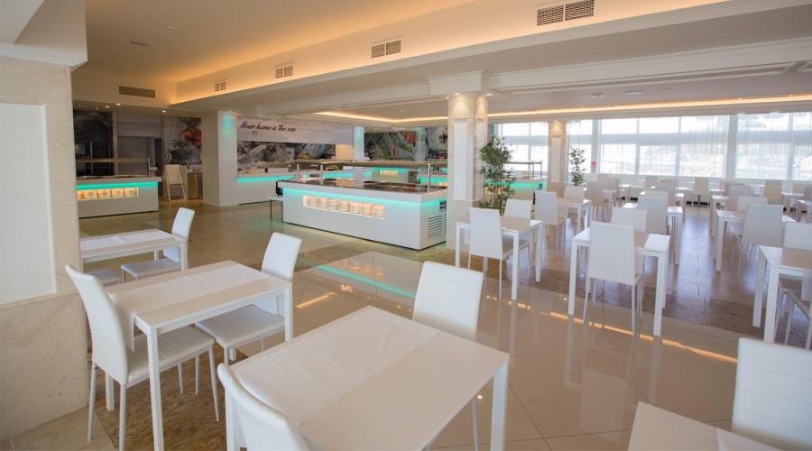 On Hotels Oceanfront - Adults Only photo 42