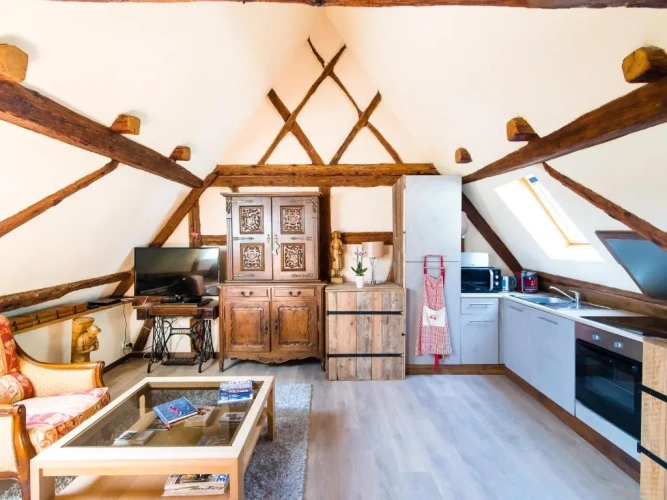 2 Bedrooms Apartment