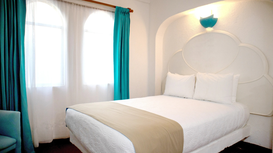 Hotel Marina Resort & Beach Club
