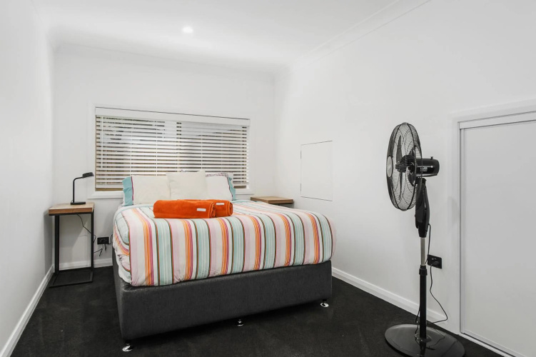 24 Hibiscus Crescent