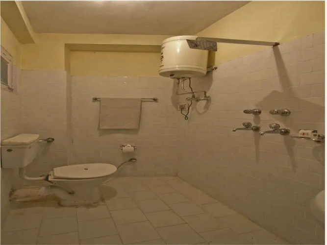 Hotel Pine Grove