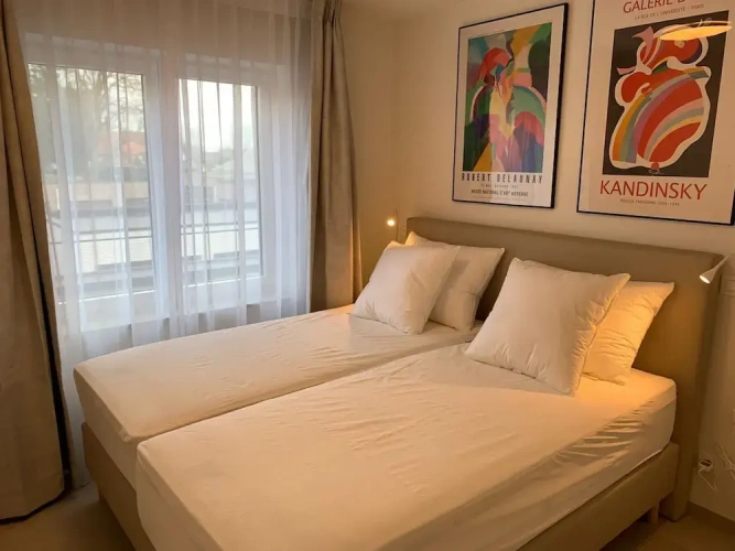 2 Bedrooms Classic Apartment