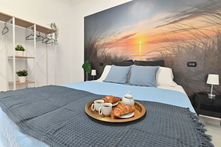 IzzHome Cozy Room