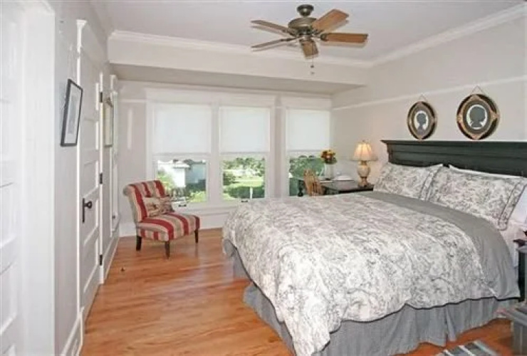 Barrington House Bed And Breakfast