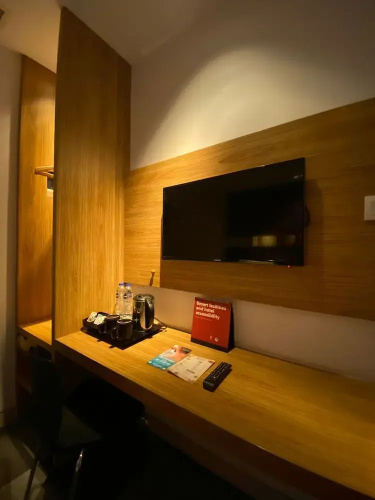 Mooz Hotel Surabaya