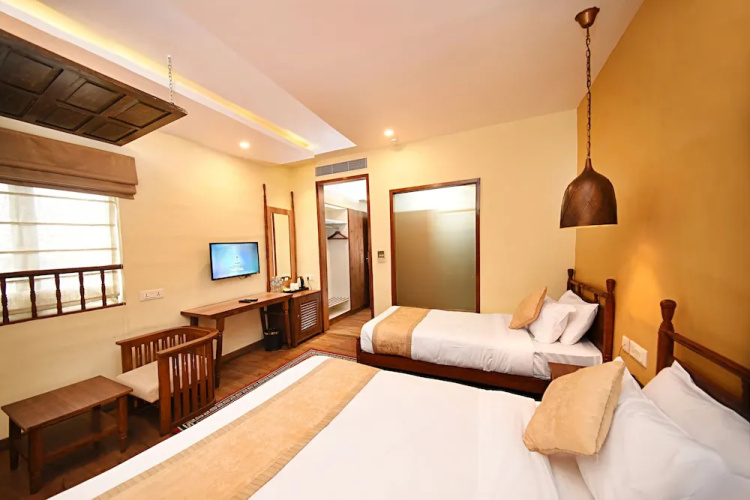 Woodapple Hotel and Spa