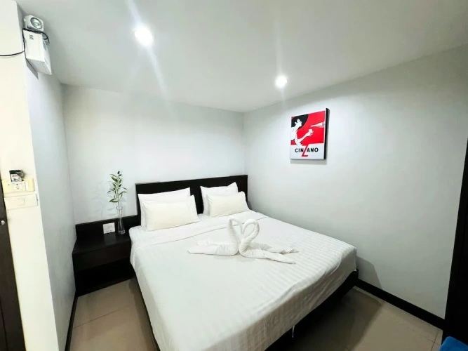 Basic No Window‬ Double room