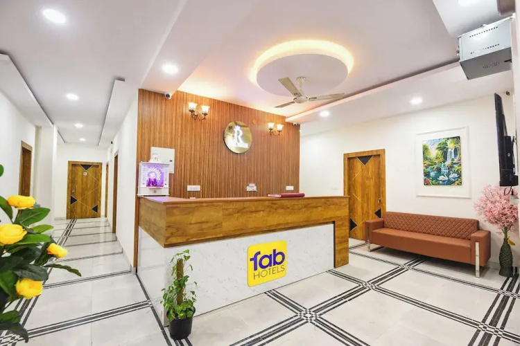 Fabhotel Rubicon