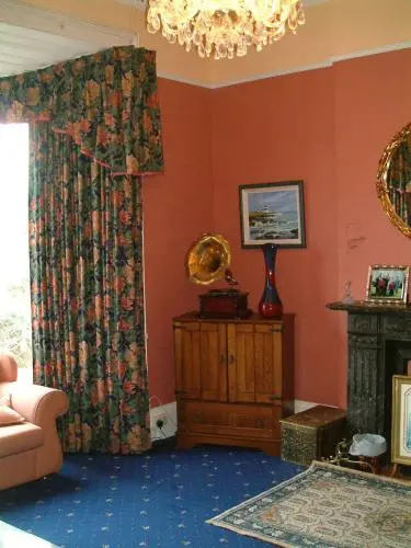 Claremont House