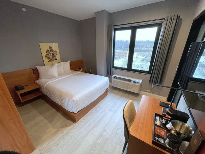 Liberty View Brooklyn hotel