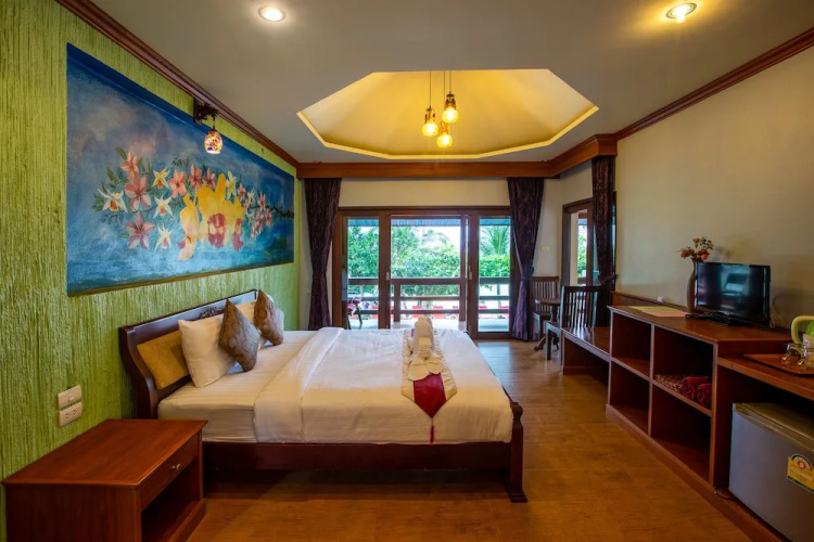 Nice Beach Bungalow
