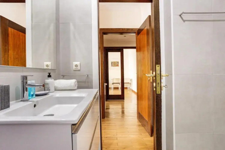 Home Music Apartments
