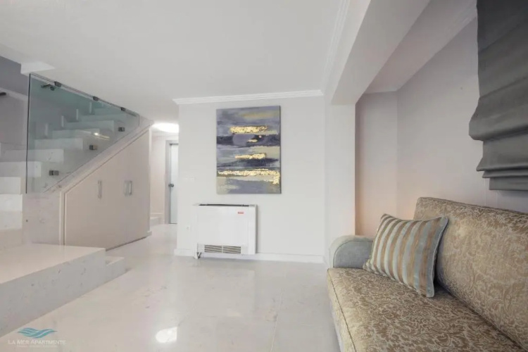 La Mer Apartments