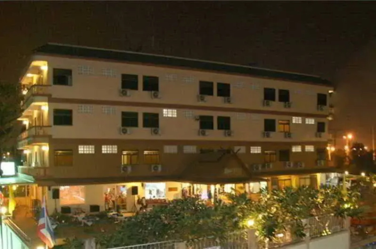 Queen's Garden Resort