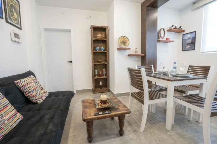 Club Apartment