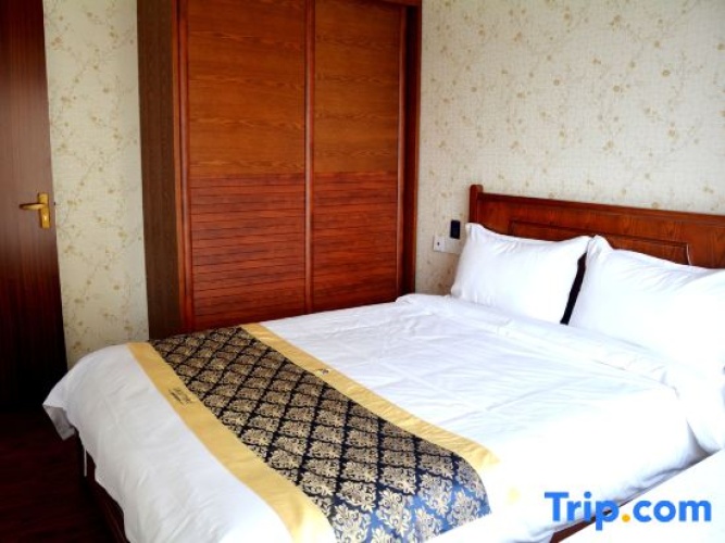 2 Bedrooms Suite