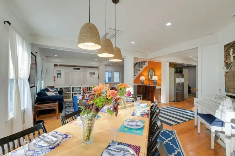 6 Bedrooms Cottage