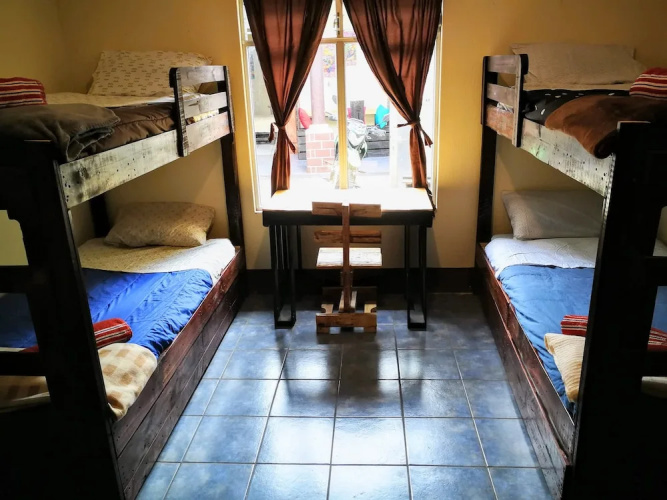 Casa I'X - Hostel