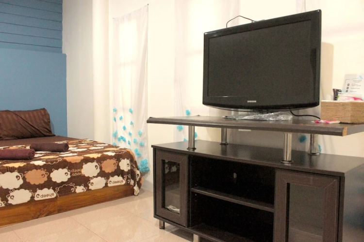 Baanklong Amphawa Homestay