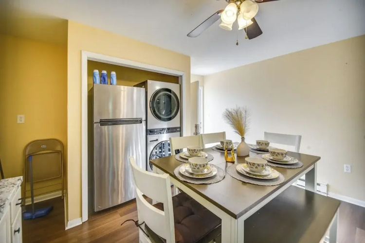 Explore & Relax! Norfolk Duplex < 1 Mi to Beach