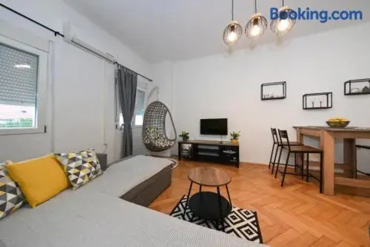 Zara Apartment