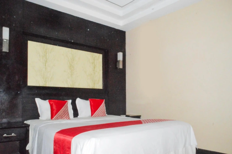 Deluxe Family room