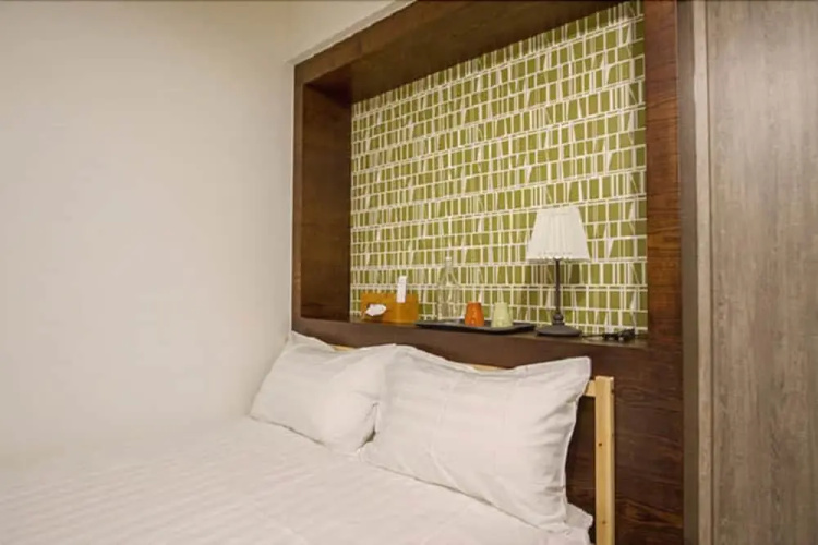 9729 Hostel
