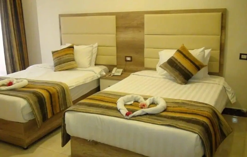 Deluxe Suite with balcony and with sea view