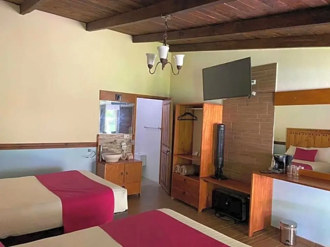 Standard Quintuple room
