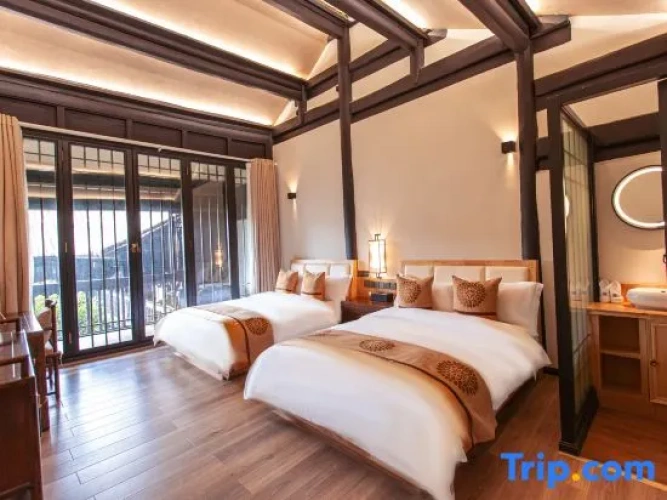Standard Twin Duplex room with balcony