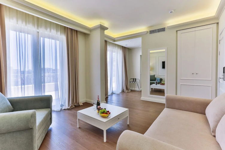 Hotel Crown