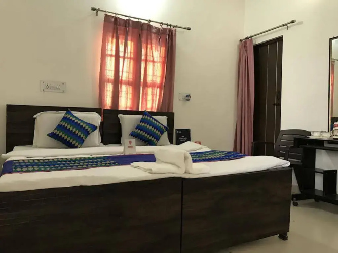 OYO Homes Rohilkhand Dental College