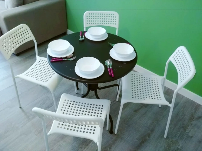 1 Bedroom Apartment with balcony