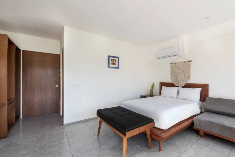 Great Located Private Villa W/amazing Rooftop Pool