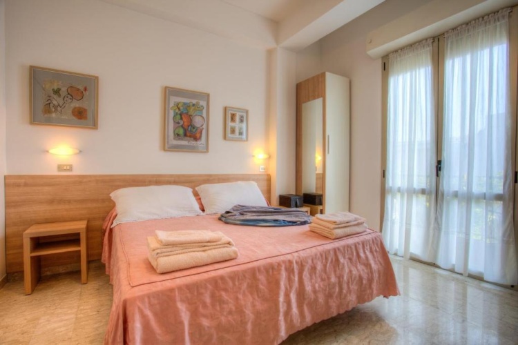 Standard Quadruple room with balcony