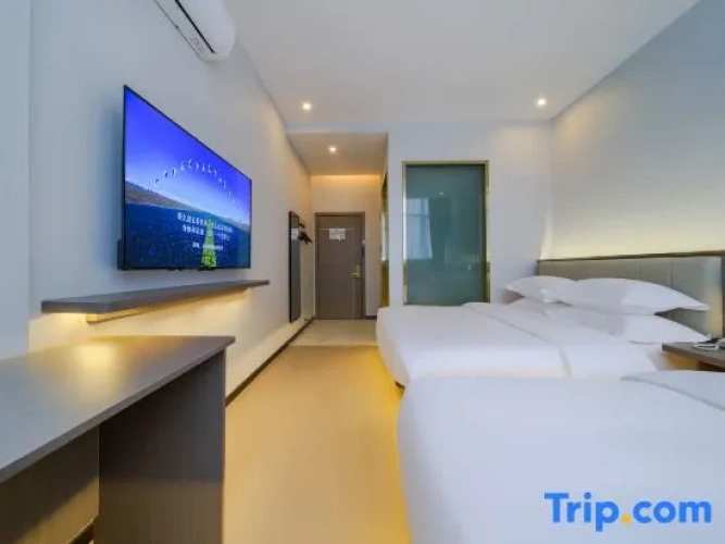 Standard Twin Family room