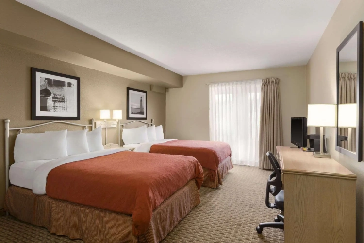 Standard Quadruple room