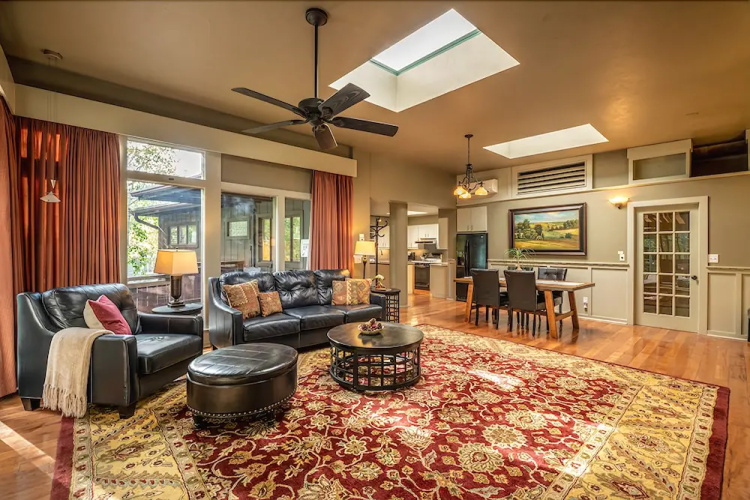 Highland Haven Creekside Inn