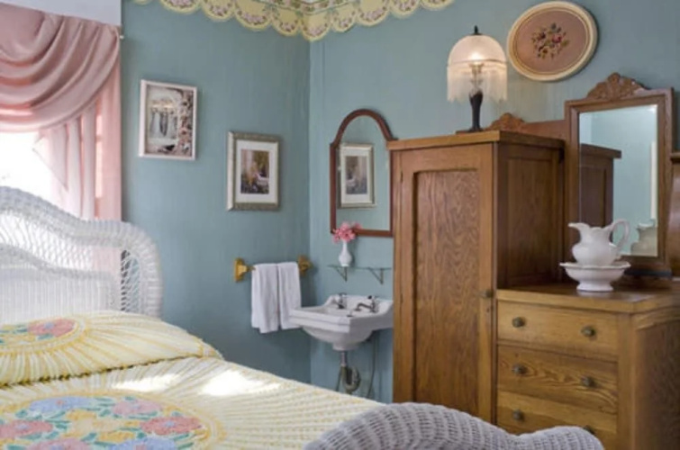 The Bayberry Inn