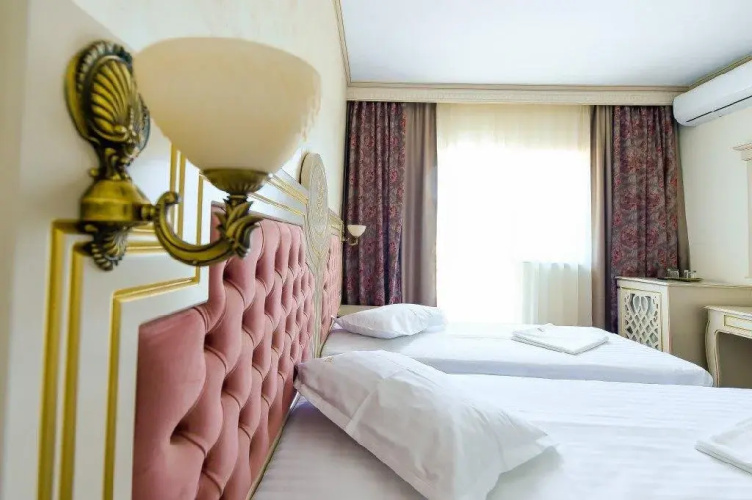 Hotel Belona