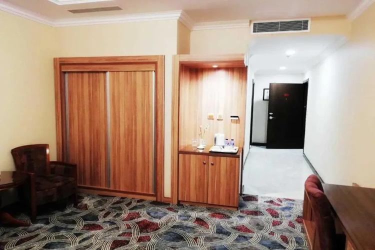 Roshan Al Azhar Hotel