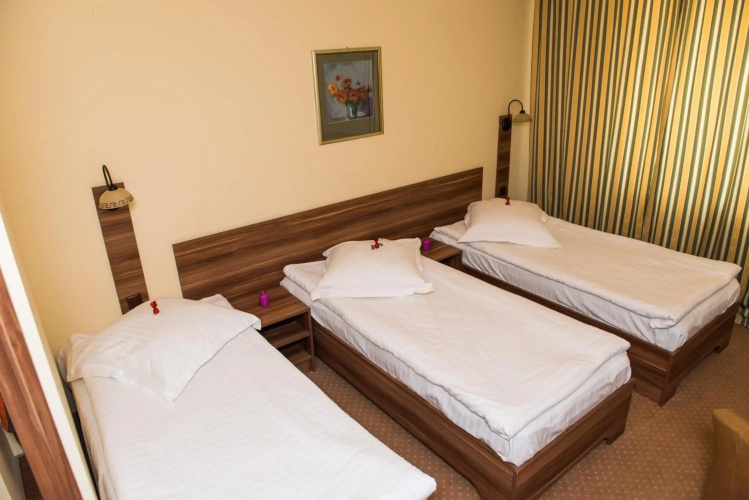 Hotel Lyra