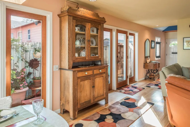 3743 Pelican Peaks