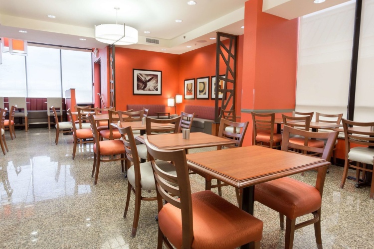 Drury Inn & Suites St. Louis Airport photo 29