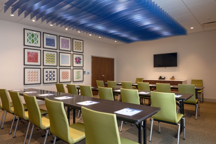 Holiday Inn Express And Suites Tulsa Downtown photo 19