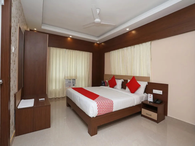 OYO 17418 Hotel Pipul